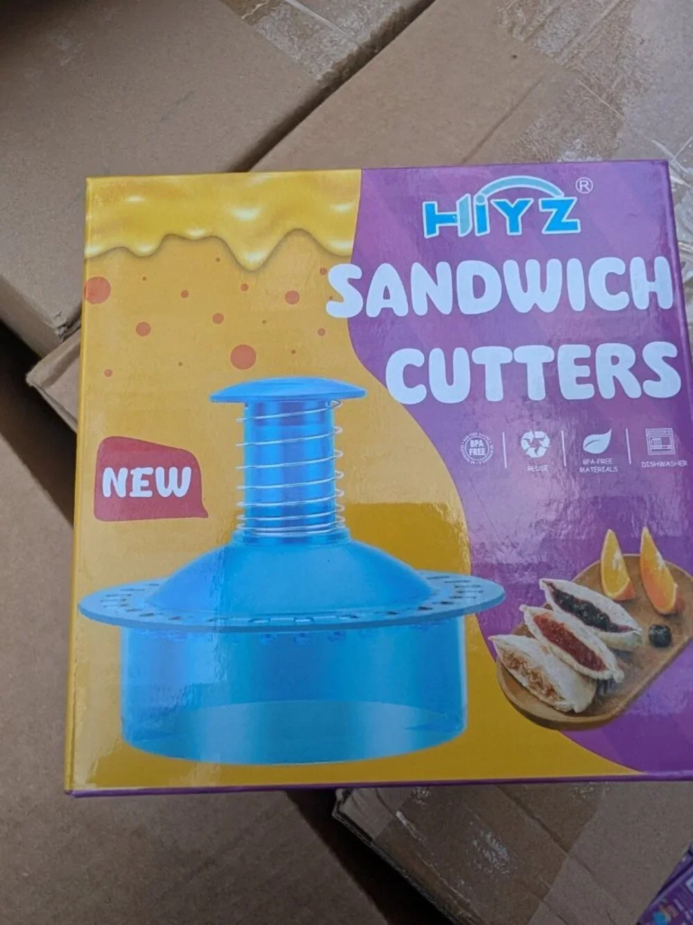 10Pc HiYZ Sandwich Cutter and Sealer Round Blue Crustless Uncrustables Maker DIY